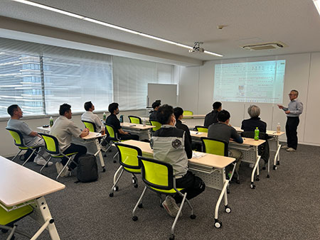 安全確認作業風景