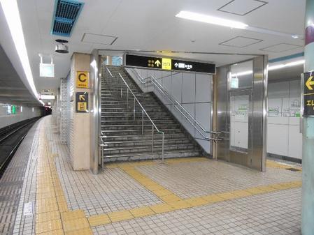 中崎町駅火災対策設備整備その他工事（建築の部）
